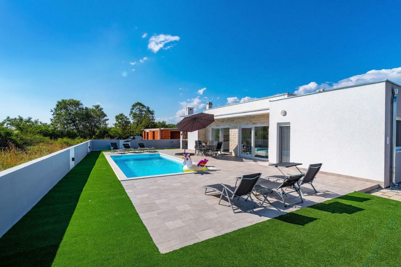 Holiday Home Gabriella Poljica  Buitenkant foto