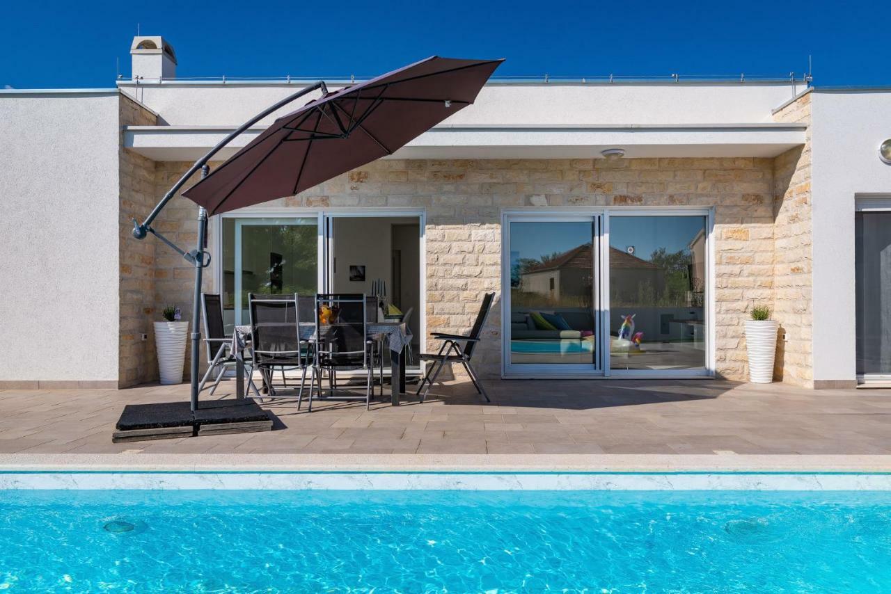 Holiday Home Gabriella Poljica  Buitenkant foto